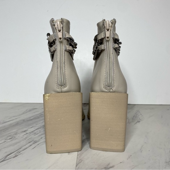 Steve Madden Tryout Leather Silver Chain Bootie 8 1/2 - Picture 3 of 15